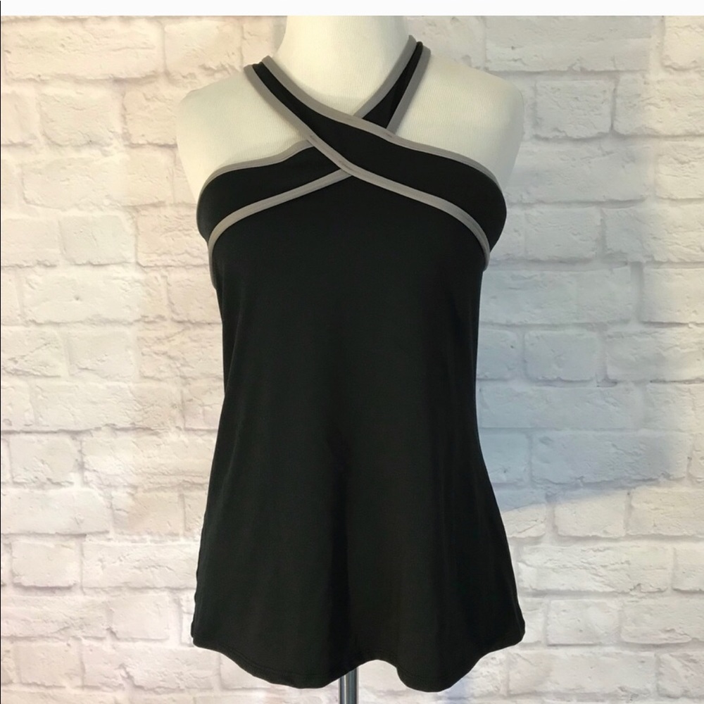 Fabletics Chicago Black & Gray Criss Cross Tank